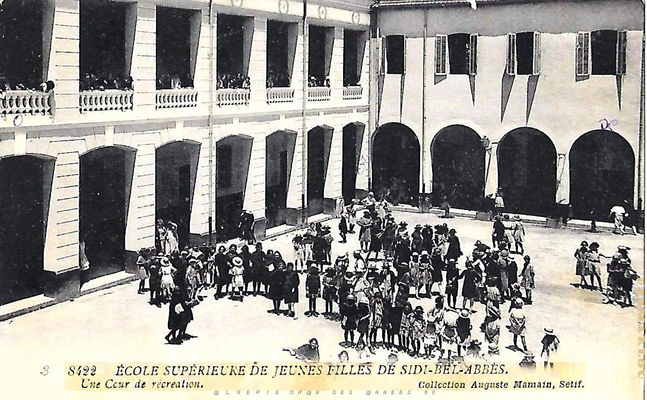 Sidi-bel-Abbes - ecole Superieure de Jeunes Filles - Recreation.jpg
